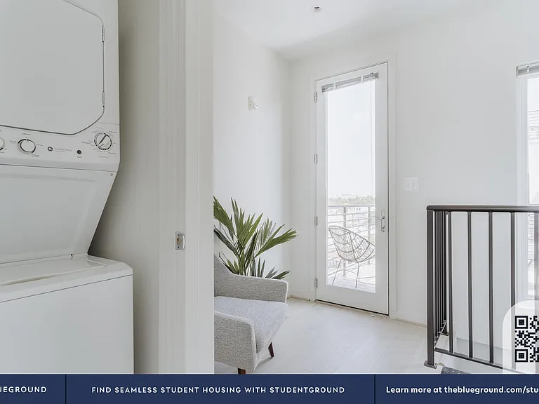 Washer/Dryer in Apartment