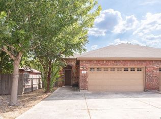 949 Brown Rock, New Braunfels, TX 78130