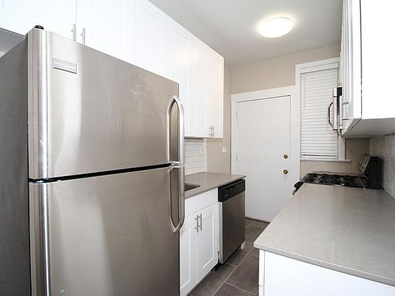2nd image of 3421 N Elaine Pl APT 1E