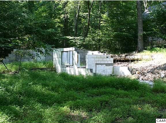 3rd image of 1975 S Lakeshore Dr