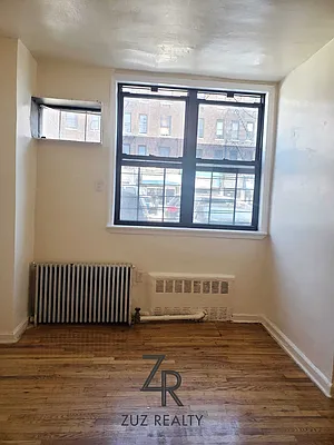 Rented by Zuz Realty | media 79