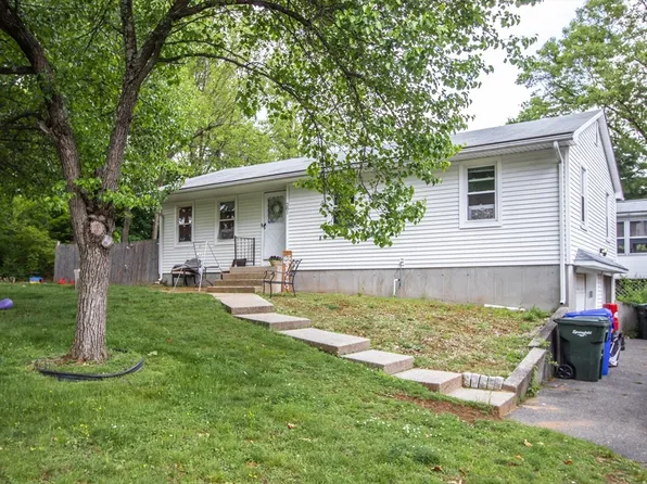 281 Bolton St, Springfield, MA 01119