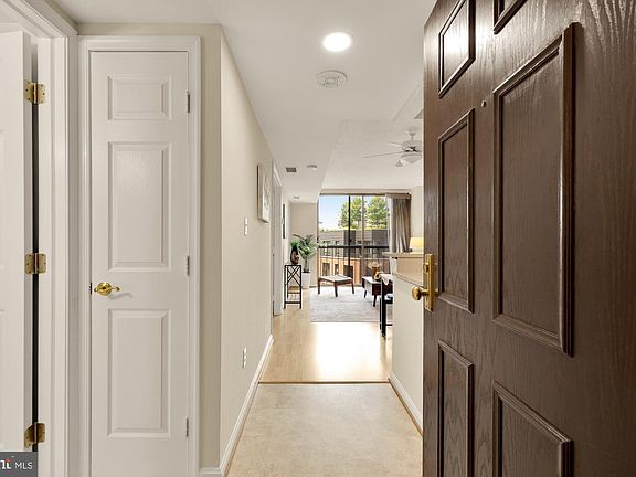 4th image of 4808 Moorland Ln APT 614