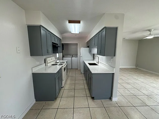 2 bed, 1.0 bath, 920 sqft, $1,450 — Photo 1