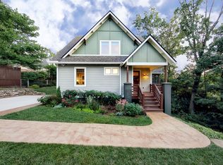 18 Pelham Rd, Asheville, NC 28803