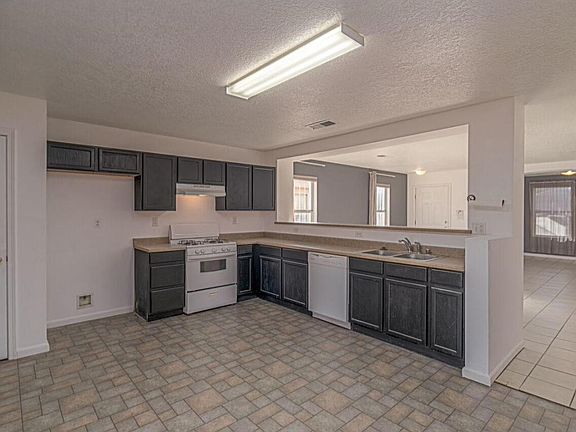 444 Barberry SW-9_preview