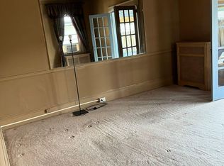 13 W Broad St #A, Palmyra, NJ 08065