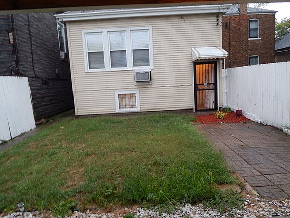 2nd image of 8645 S Marquette Ave