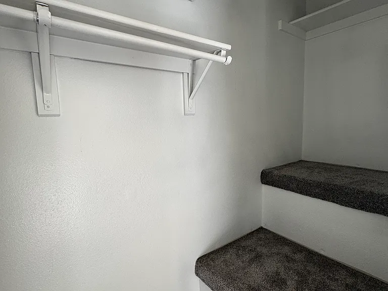 122 S Nome St — Photo 10