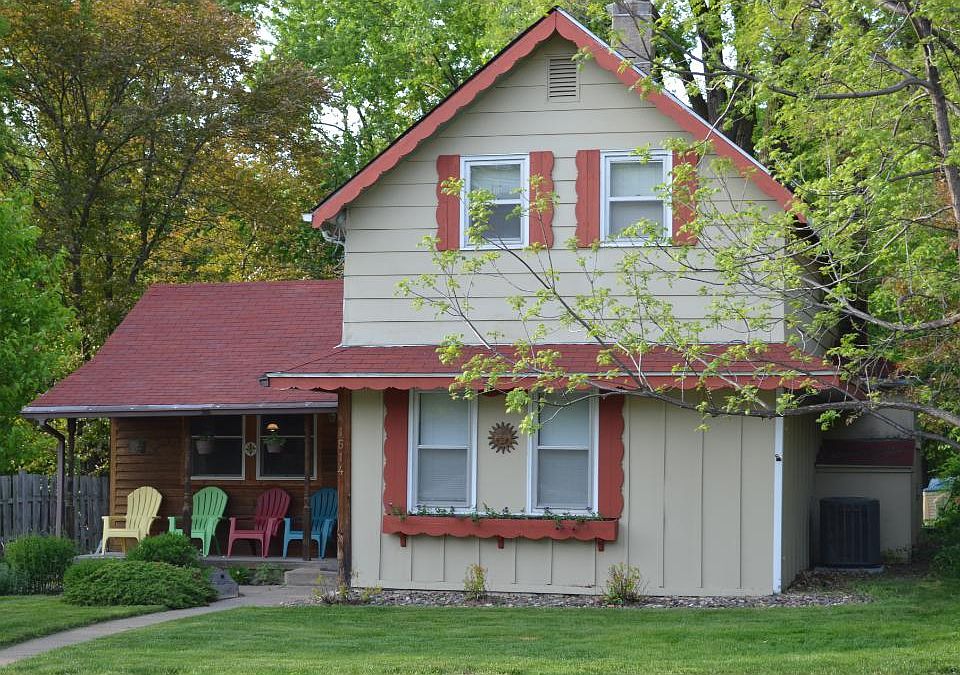 1st image of 1514 Olive St W