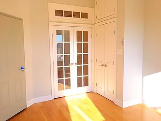 Rented by Rapid Realty Cobble Hill