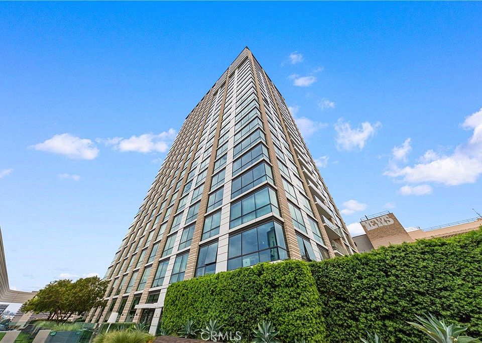 1st image of 400 S Broadway APT 1607