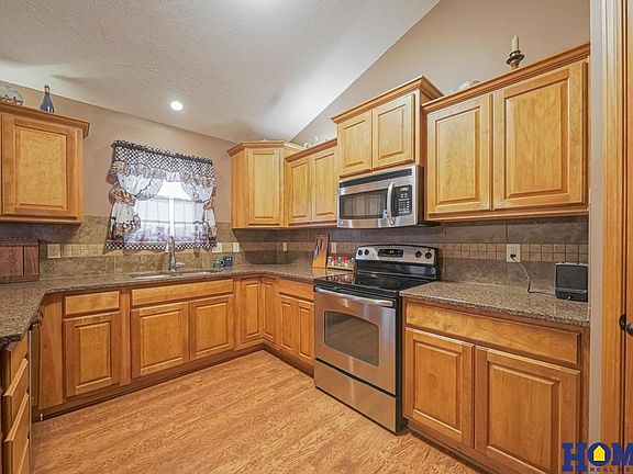 3rd image of 8030 Bellagio Dr