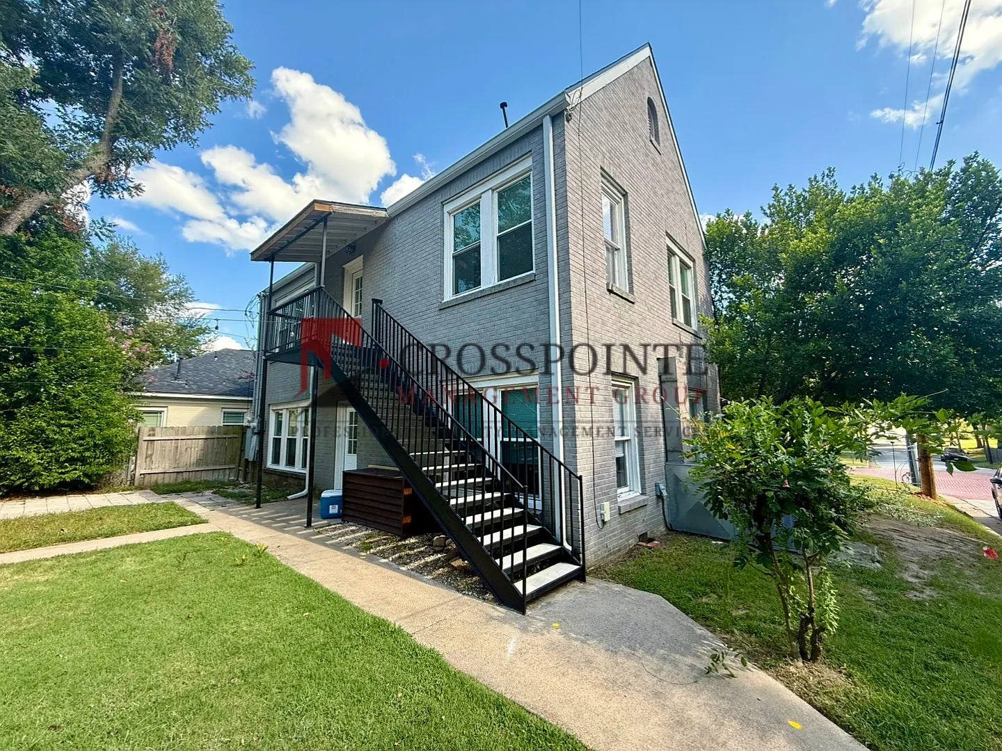 W Houston St 831 Lease Up Only — Photo 3