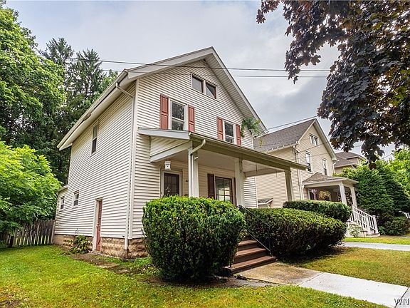 3rd image of 88 Pershing Ave