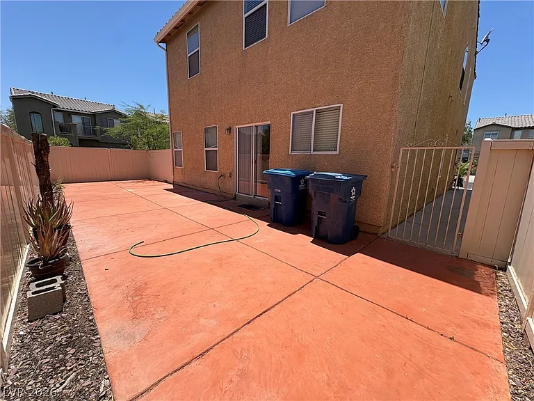 7878 Juniper Forest St — Photo 11
