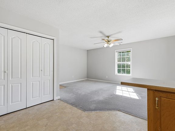 4th image of 104 Hanna Dr