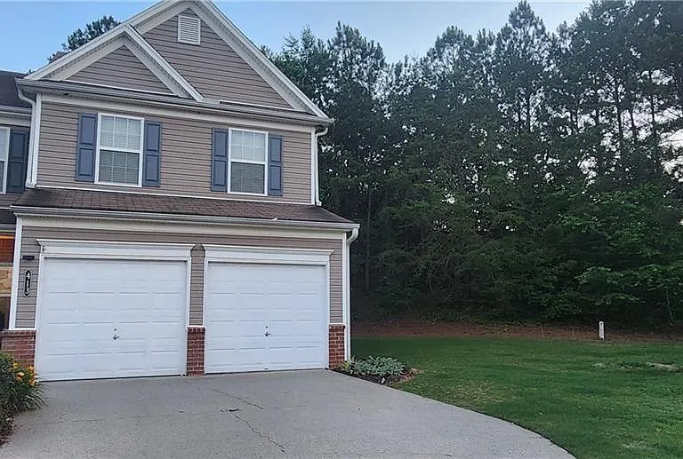 413 Windstone Trl — Photo 1