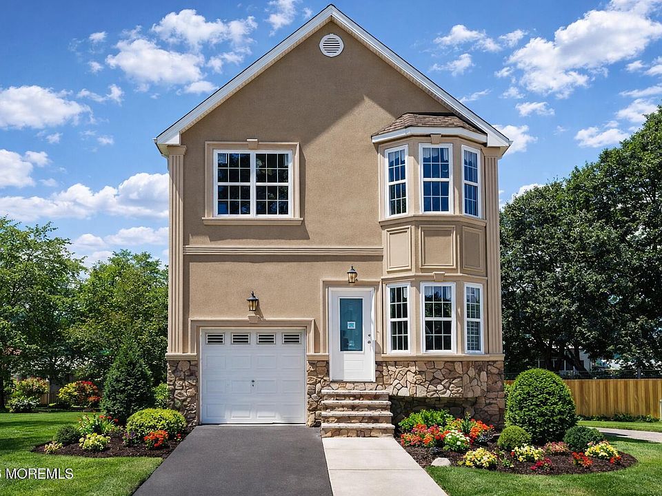 1st image of 57 Ray St