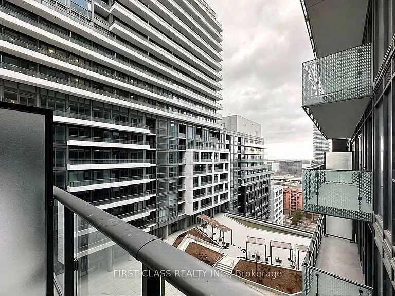 135 Lower Sherbourne St #1733W — Photo 6