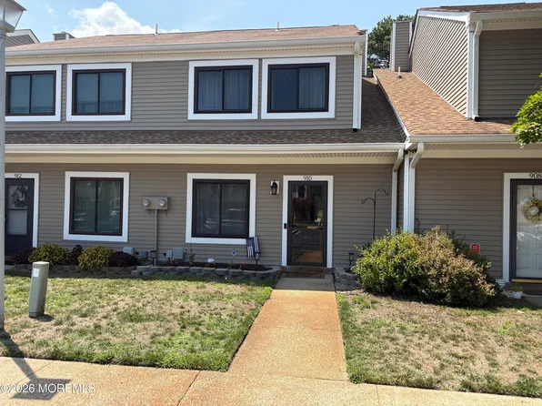910 Sandra Place #910, Brick, NJ 08724