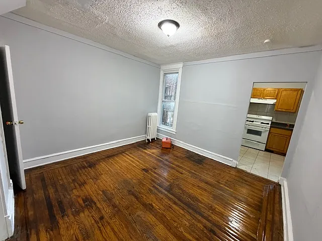 5928 N Lawrence St — Photo 7