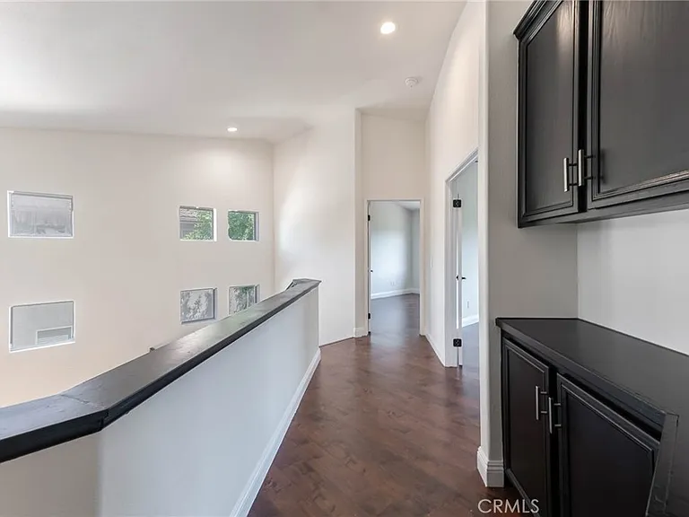 18808 Lull St — Photo 23