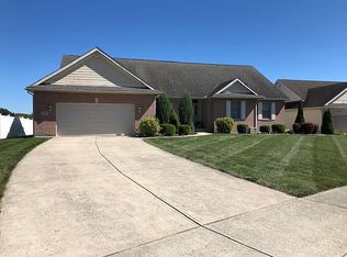 2835 Parkwood Dr, Troy, OH 45373