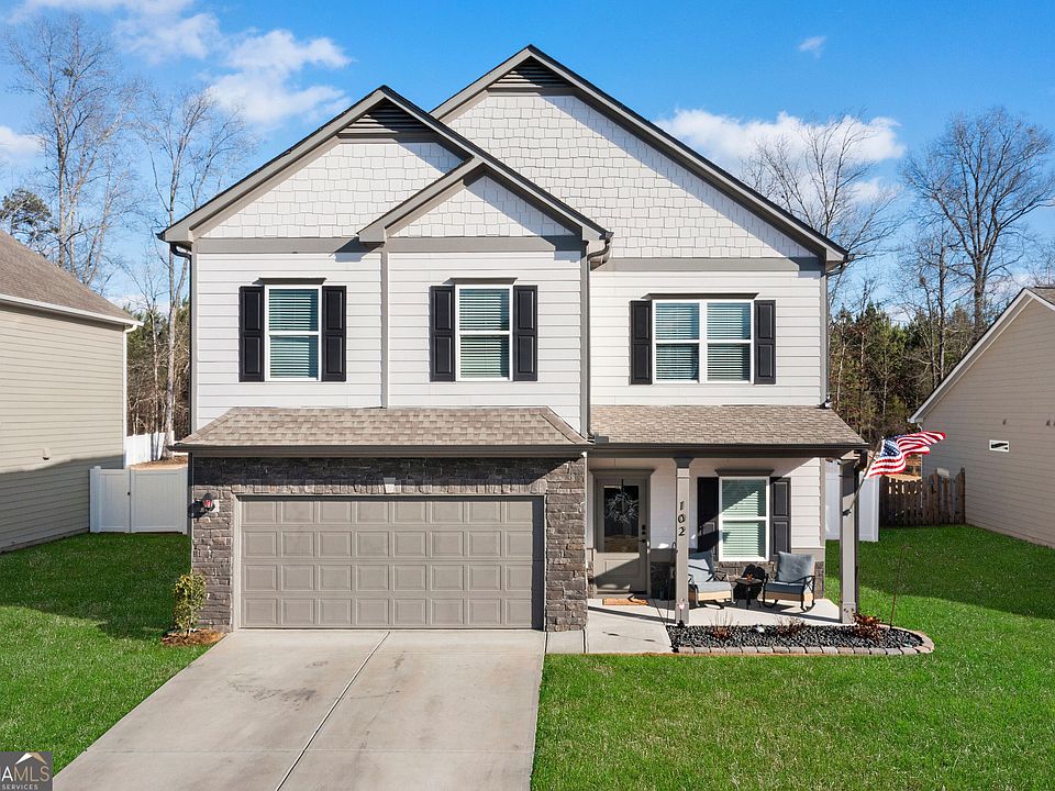 1st image of 102 Royal Oak Dr NE