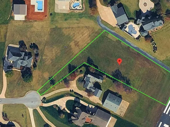 121 Landmark Dr, Greer, SC 29651