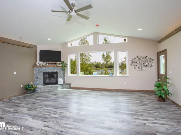 1737 S Birch Lake Dr, Big Lake, AK 99652