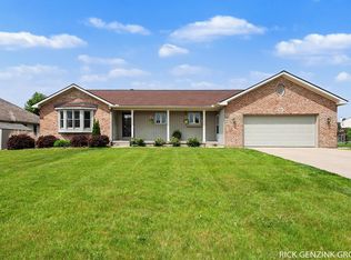 3425 Stonyridge Dr, Hudsonville, MI 49426