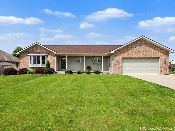 3425 Stonyridge Dr, Hudsonville, MI 49426