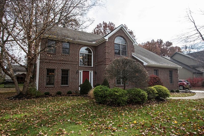 1st image of 6111 Baneberry Dr