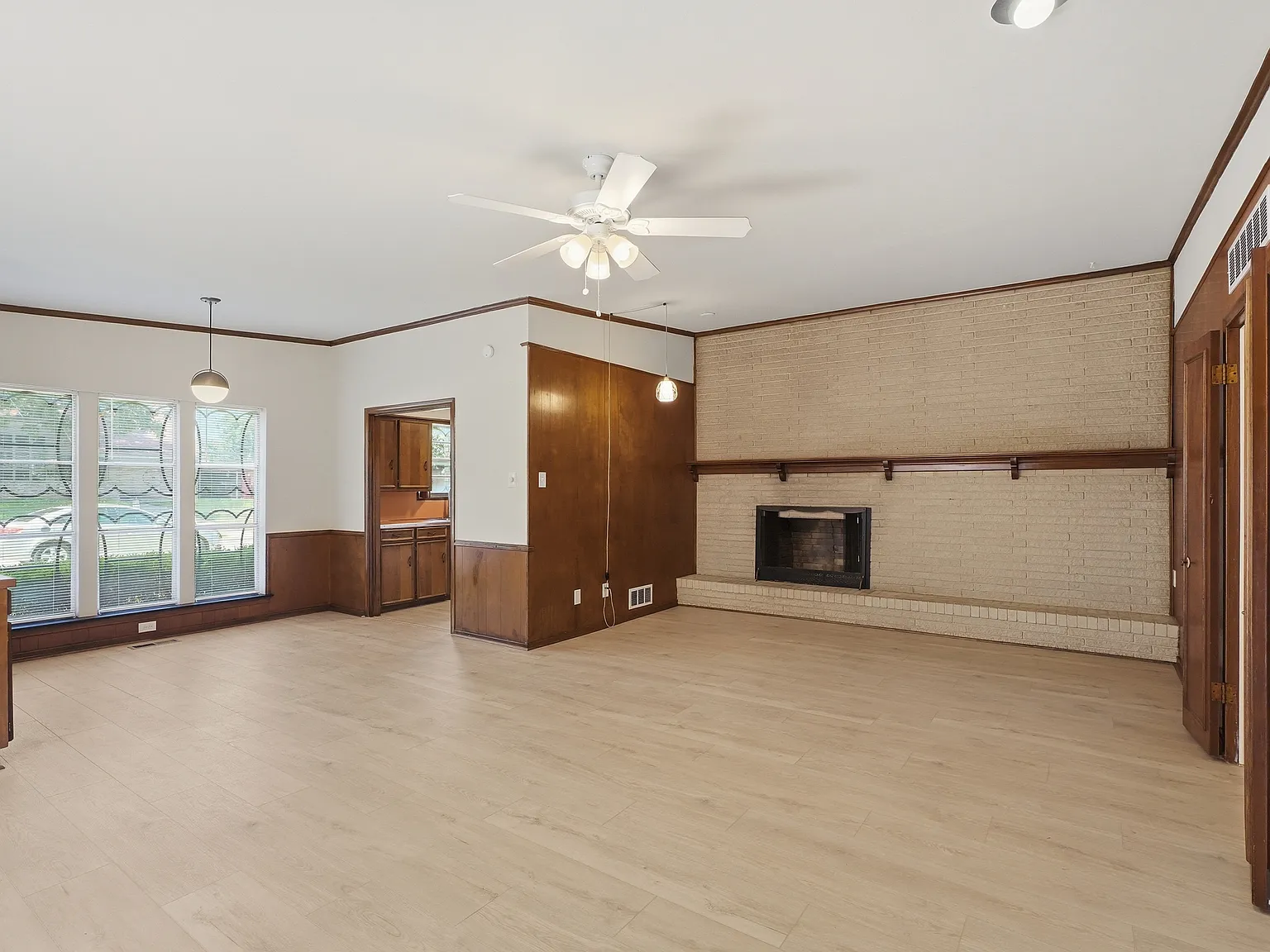 2 bed, 1443 sqft, $2,000 — Photo 4