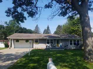 3995 Lake Harbor Rd, Muskegon, MI 49441