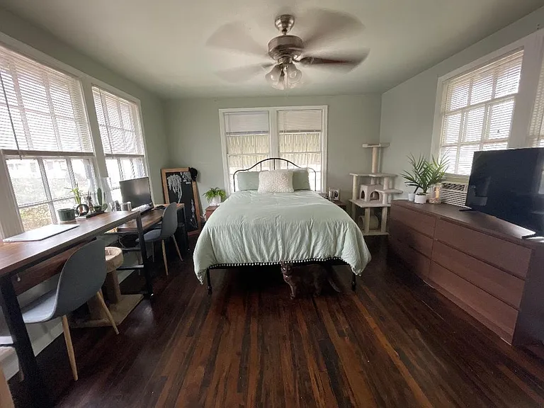 2560 S University Dr — Photo 11