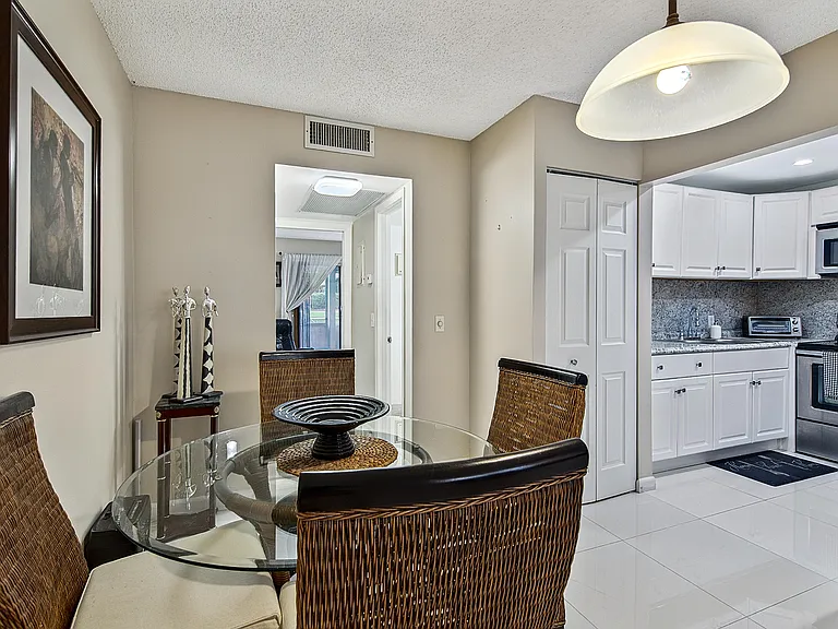 96 Fanshaw Way #C — Photo 12