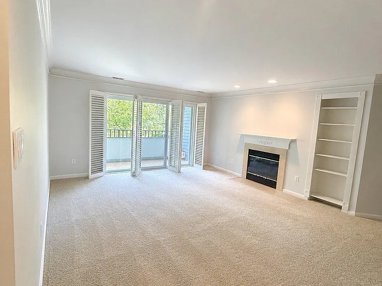 7717 Lafayette Forest Dr #89 — Photo 3
