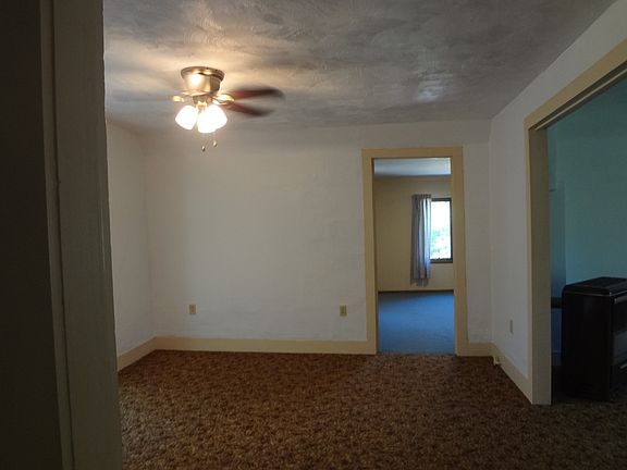 5th image of 2051 Southside Ave