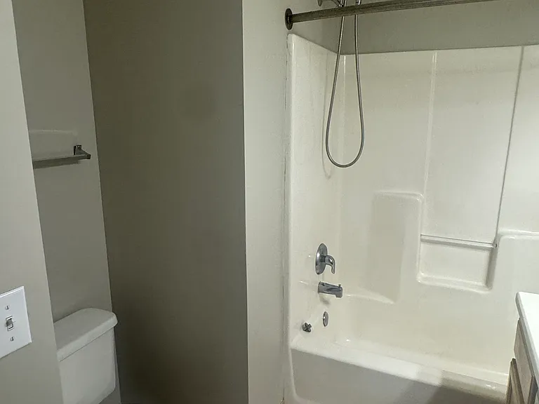 14630 Sumter Ave — Photo 10