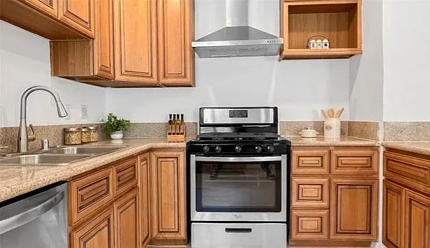3 bed, 1516 sqft, $4,500 — Photo 4
