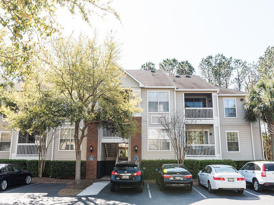 1st image of 1600 Long Grove Dr Unit 718