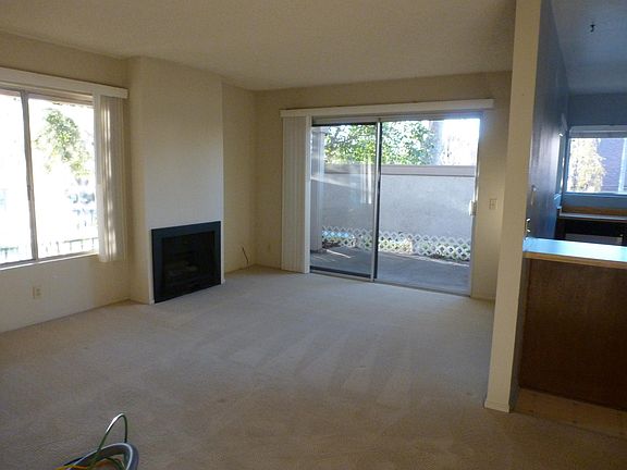 5th image of 2648 La Paloma Cir