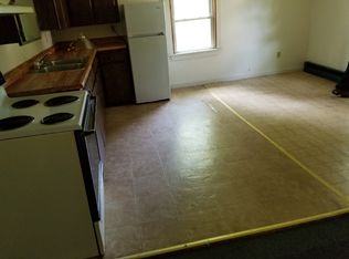 100 E Water St, Oakland, MD