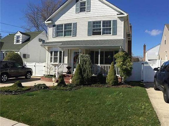 2nd image of 224 Belmont Ave