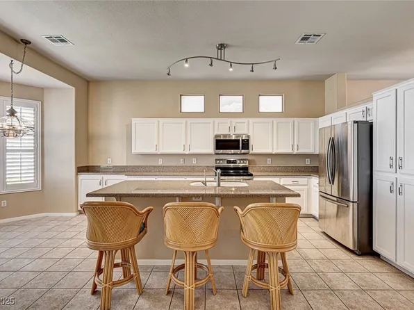 1574 Livingston Dr, Henderson, NV 89012