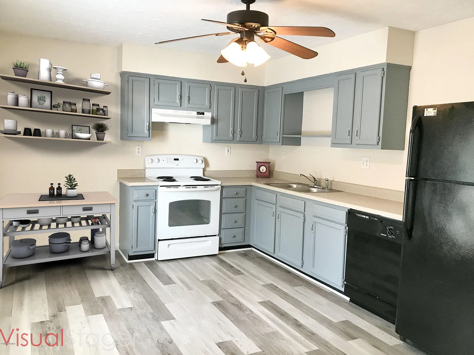3 bed, 1.5 bath, 1015 sqft, $1,750 — Photo 3