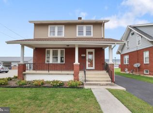 930 York St, Hanover, PA 17331