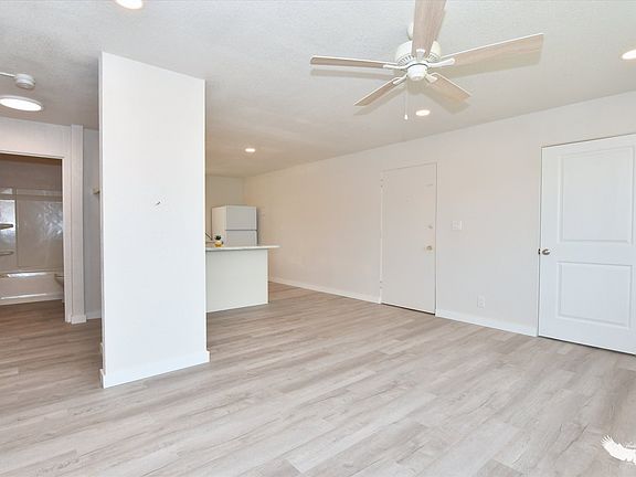 5th image of 3397 Bellwood St #C3